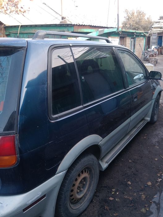 Продам Mitsubishi RVR 1995 года