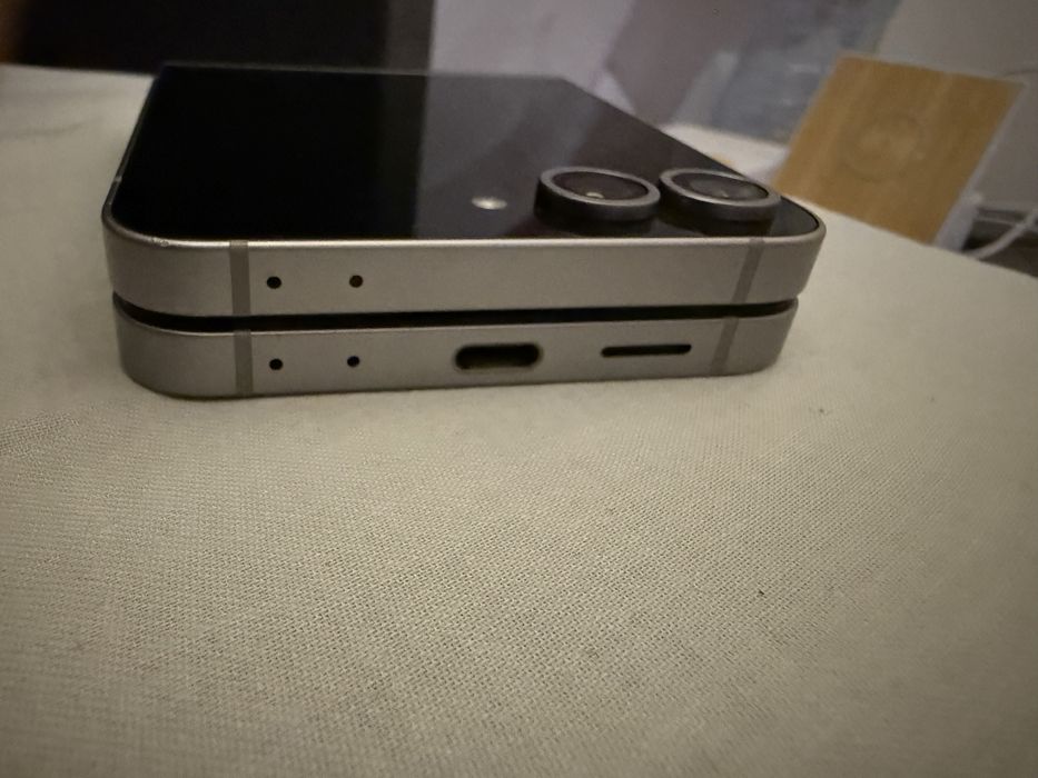 Samsung galaxy z flip 6