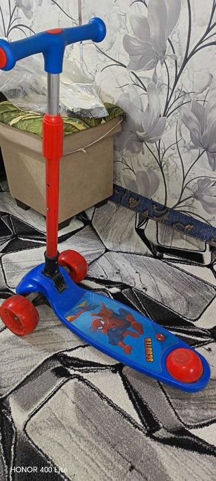 Продается детский самокат