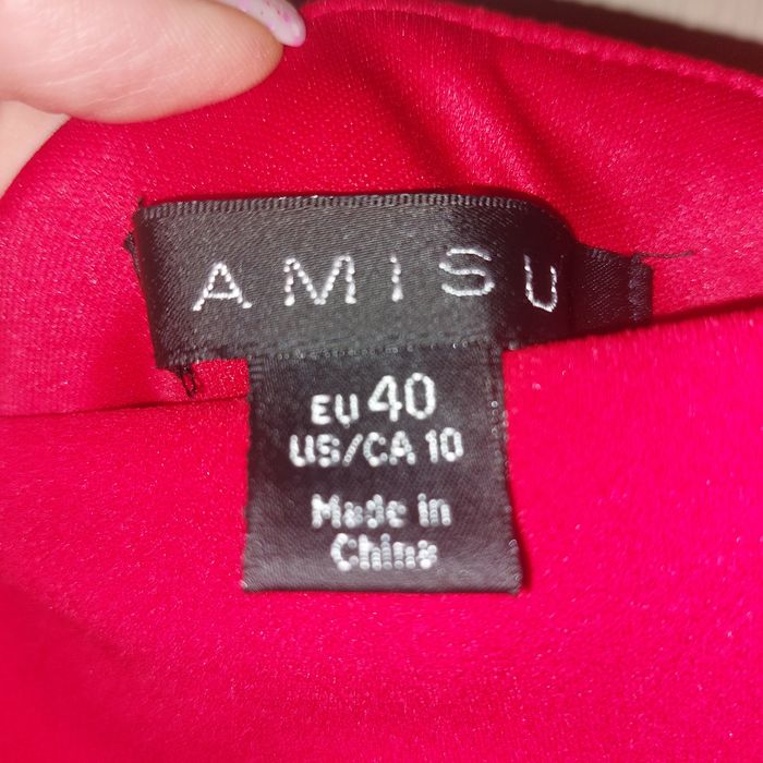 Rochie roșie Amisu