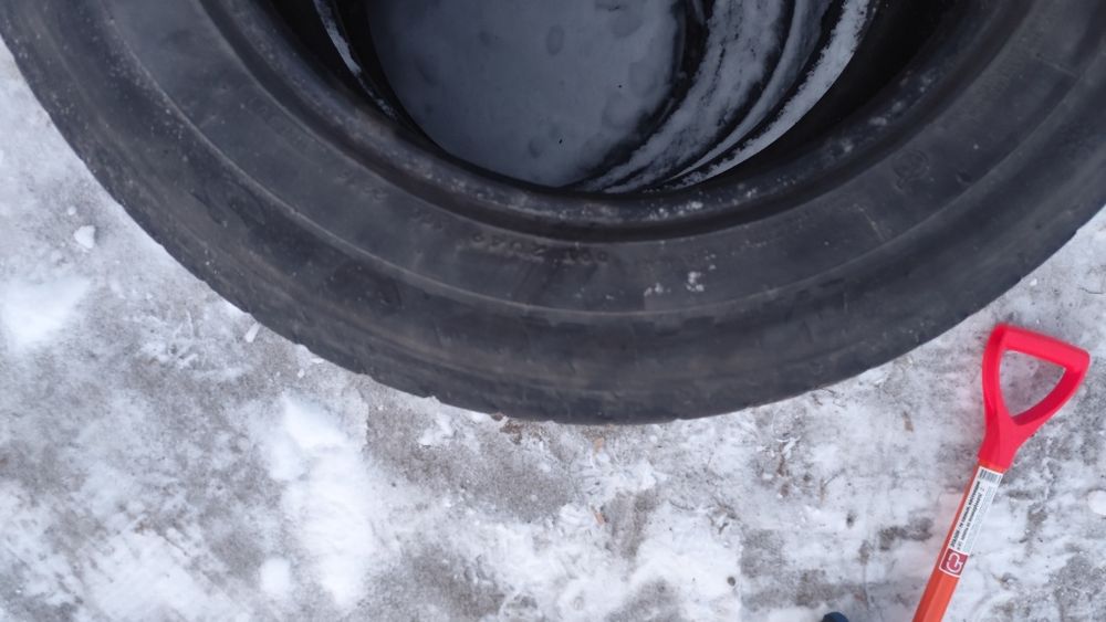 Продам резину на 16