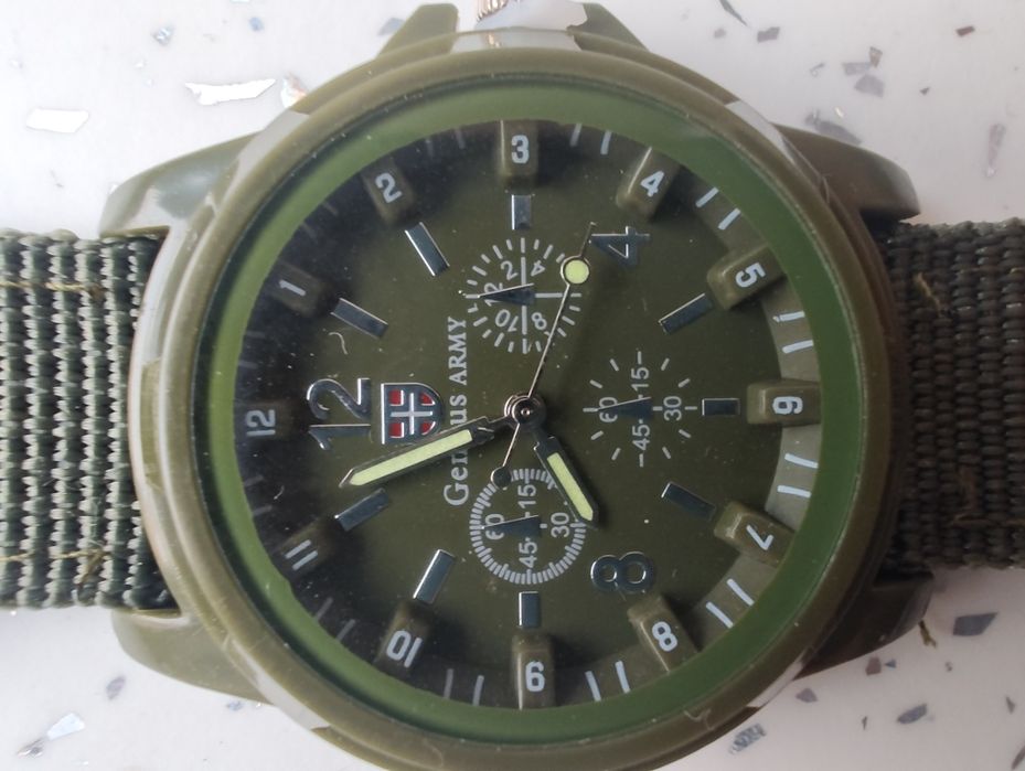 Ceas army culare olive