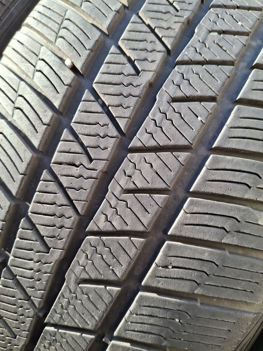 4 Anvelope  de iarnă  225 50 r17 Barum