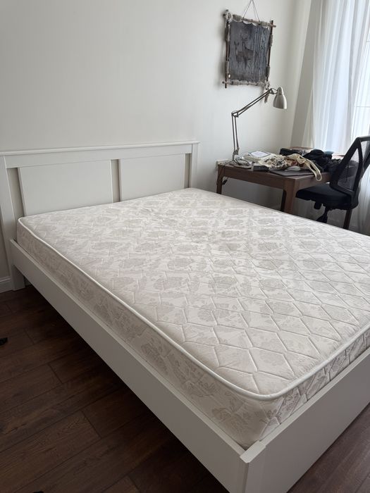 Продам кровать  икеа