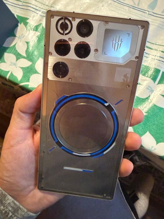 Мобилен телефон Nubia Redmagic 11 Pro 144Hz Gaming, 16GB RAM, 512GB  Subzero