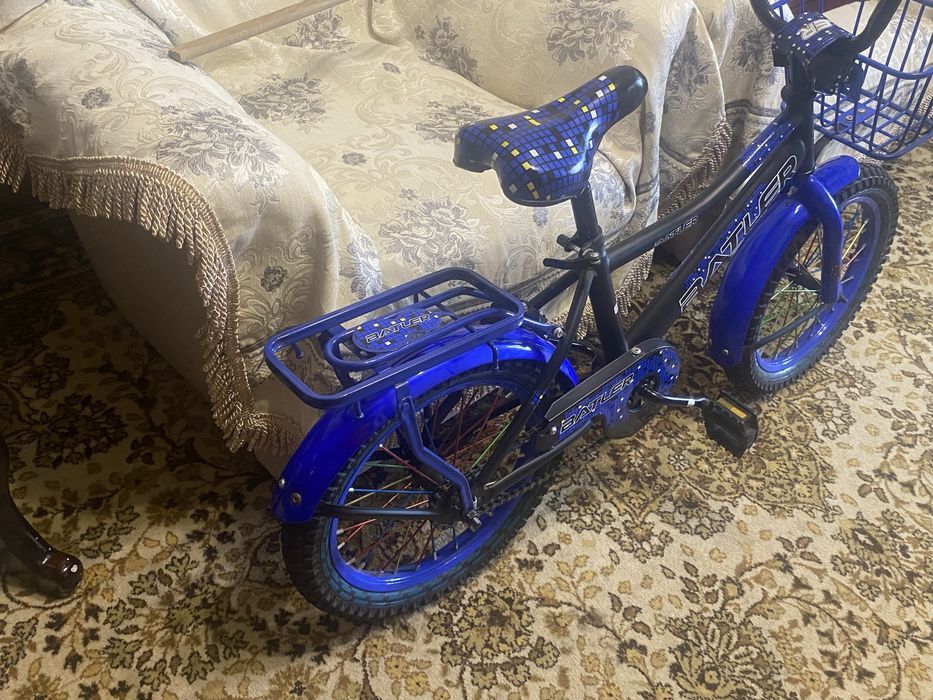 Продаю детский велосипед.