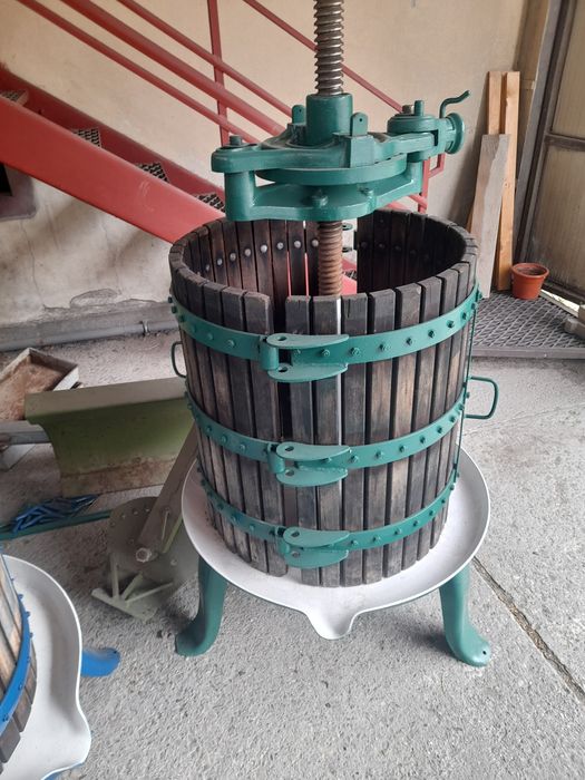 Presa (teasc) struguri