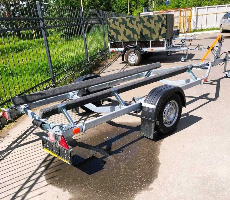Лодочный прицеп для автомобиля