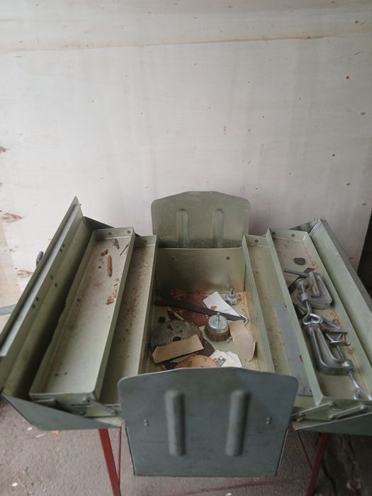 Къфар за инструменти