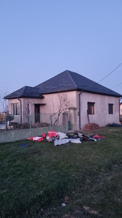 Acoperisuri complete firma montaj acoperișuri complete reparații urgente