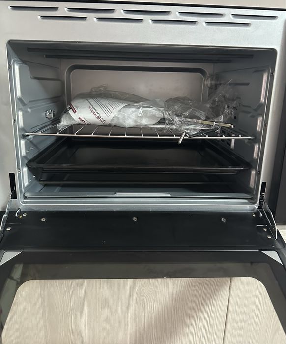 Vand cuptor electric INVENTIUM NOU Pret Discutabil