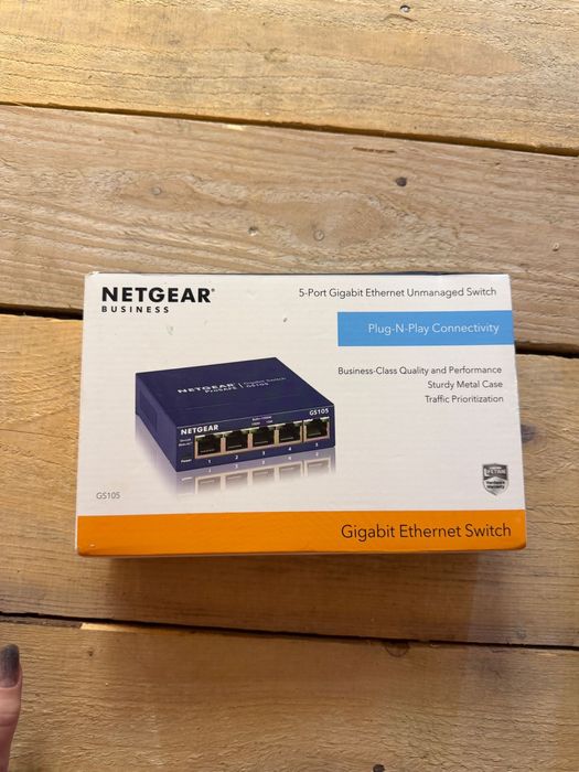 Switch NETGEAR G1505 - 5 porturi