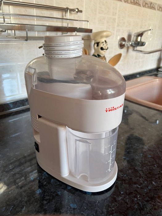 Електрическа сокоизтисквачка Tristar