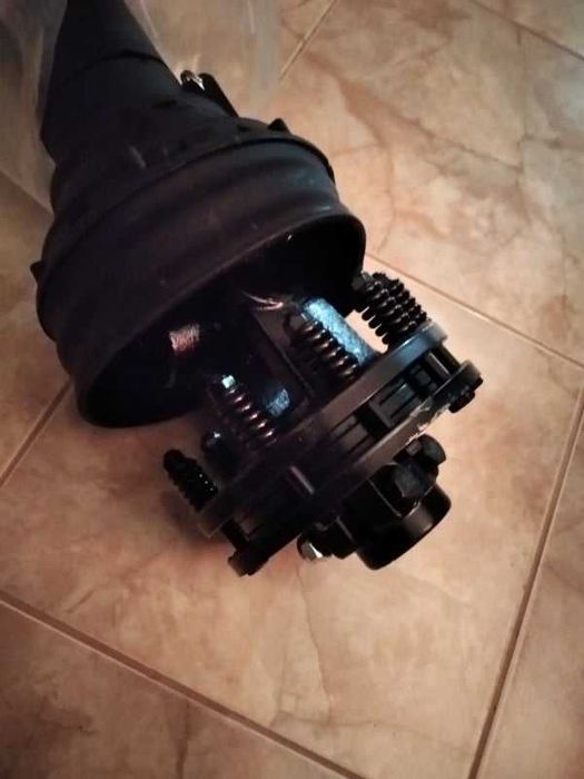 Кардан за косачка/сламопреса/и др. 8 на 6 6 на 6 .