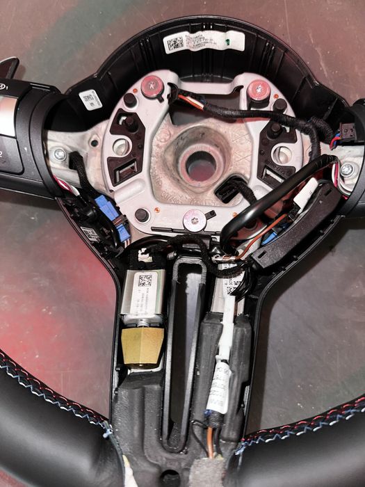 Volan BMW M Piele ORIGINAL !! 1 2 3 4 5 6 7 - X1 X2 X3 X4 X5 X6