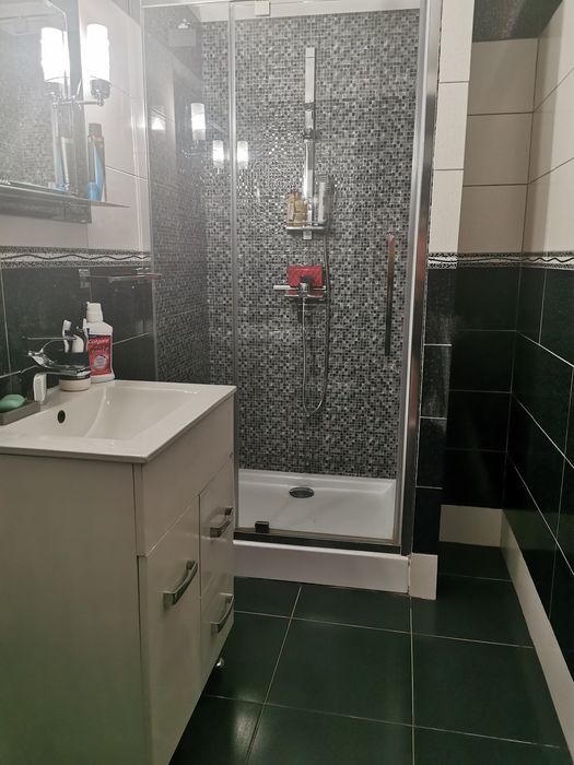 Proprietar, vand apartament 2 camere 13 Septembrie-Prosper, et. 1/8