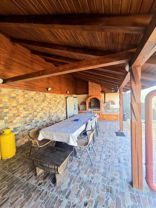 Casa in Hinova de inchiriat