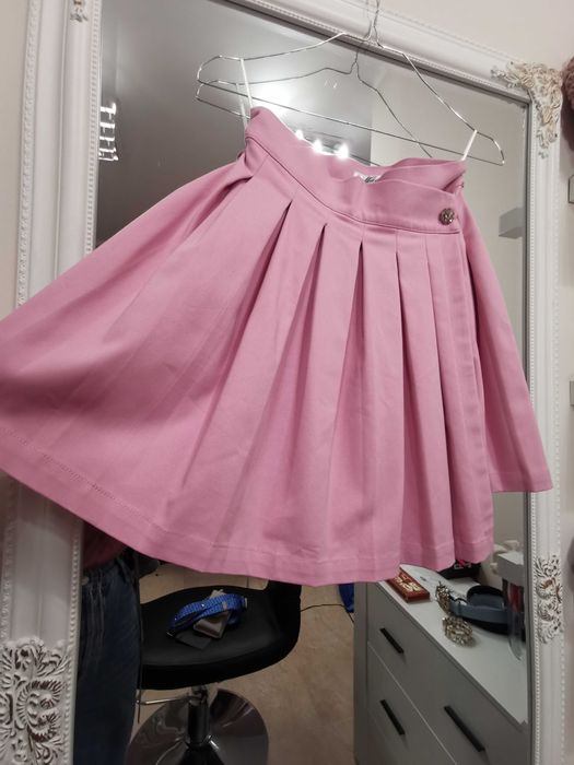 Тенис плисирана пола с камъни