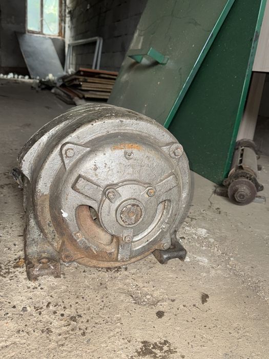 Электродвигатель 5 кВт, 1500 об/мин