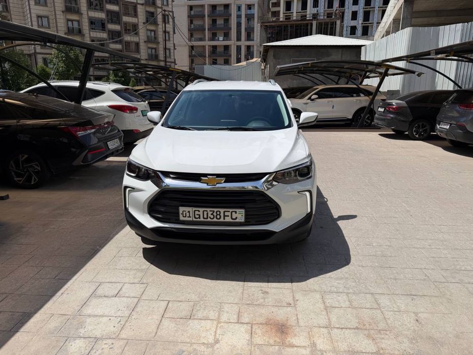 Продам свой Chevrolet Tracker LTZ