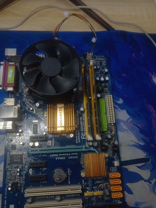 Материнская плата gigabyte комплект