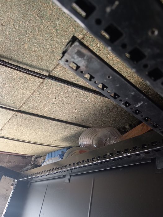 Серверный шкаф металлический