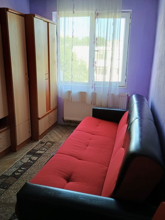 Doamna pensionara primesc in gazda 2fete, zona "Podu Ros "
