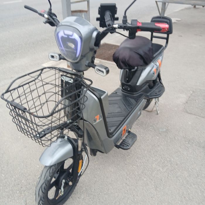 Продам мопед 777