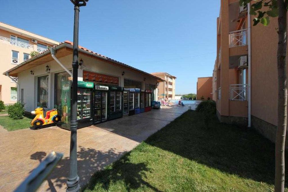 Продава се Тристаен апартамент в к.к. Слънчев бряг - 76 кв.м за 436 €/кв.м - Снимка #17