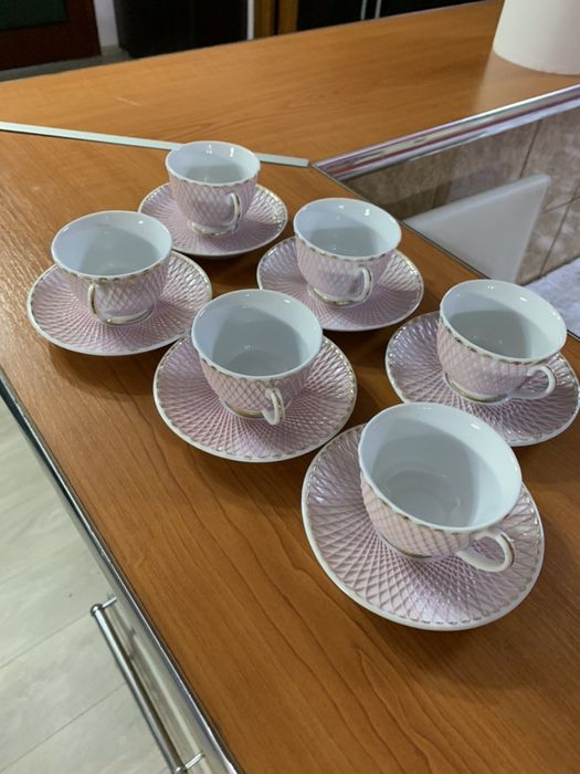 Cești de cafea model deosebit