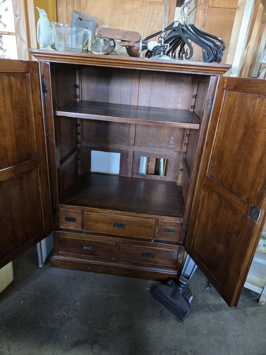 Dulap vintage lemn masiv