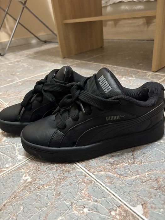 Оригинални чисто нови обувки Puma