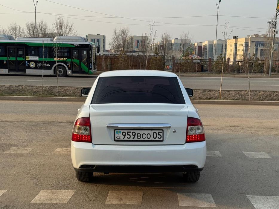 Продам Лада Приора