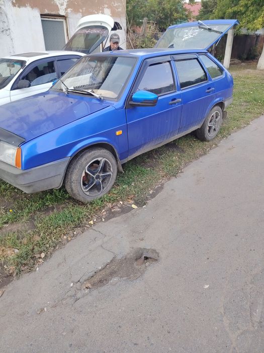 Продам машину на ходу