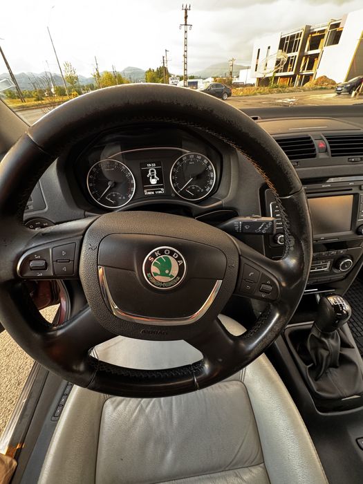 Skoda Octavia Laurin & Klement 2.0 TDI 2012 -Full Dotări- Întreținută