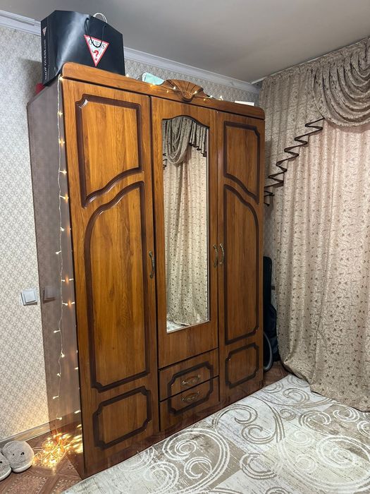продам спальный гарнитур