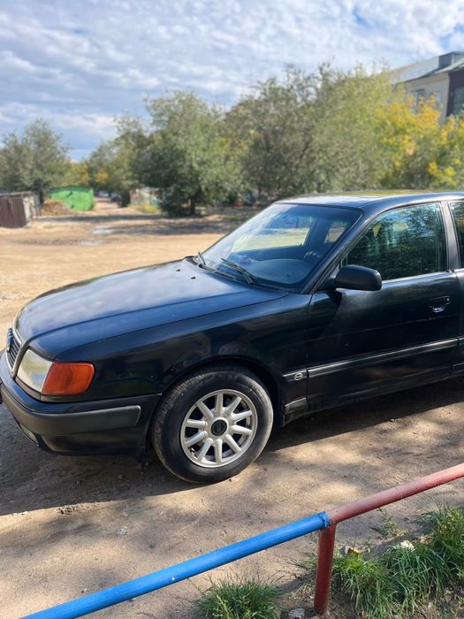 Ауди 100 с4