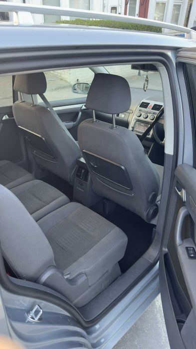Bara fata - Orice Piesa Volkswagen Touran T1 FACELIFT 2.0 tdi BMM LR7N
