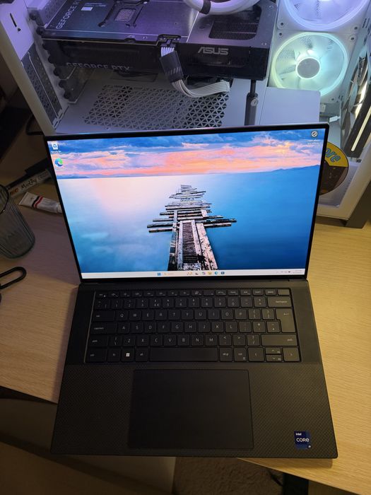 Dell XPS 15 9520 i7-12700H RTX3050Ti 4K Touchscreen 32GB DDR5 1TB SSD