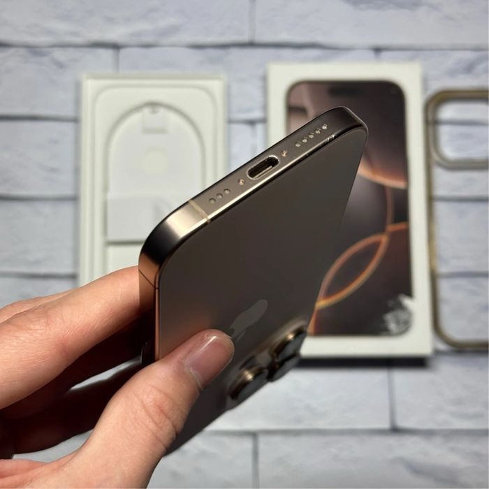 Iphone 16 pro в завадском состояний