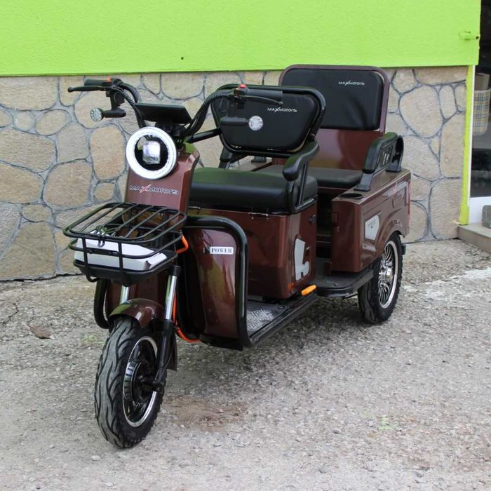 Двуместна CARGO електрическа триколка Max Motors CARGO LUX 1500W BROWN