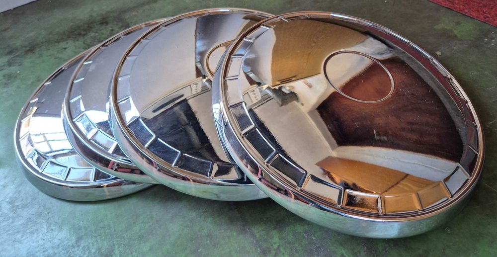 Тасове за Жигула ,Lada, Fiat и други модели,4 броя.