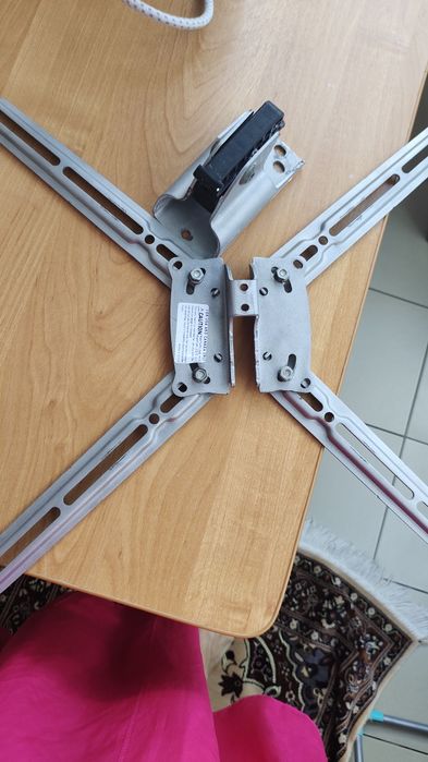 Продам кронштейн для телевизора