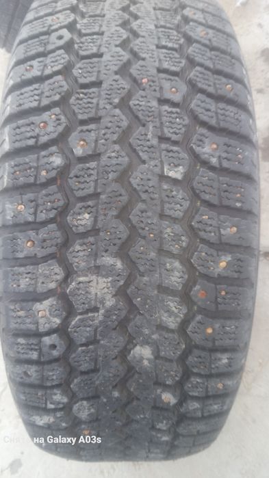 Продам зимние шины.R 16