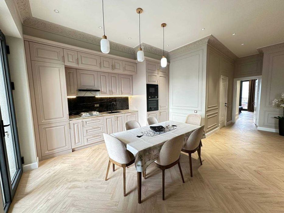 Продается Квартира  ЖК Мухташам  2/4/10 площадь 91кв/м