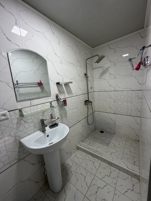 Ijaraga srichno beraman oilalilar uchun ikki xonali. Xovli. Bez makler