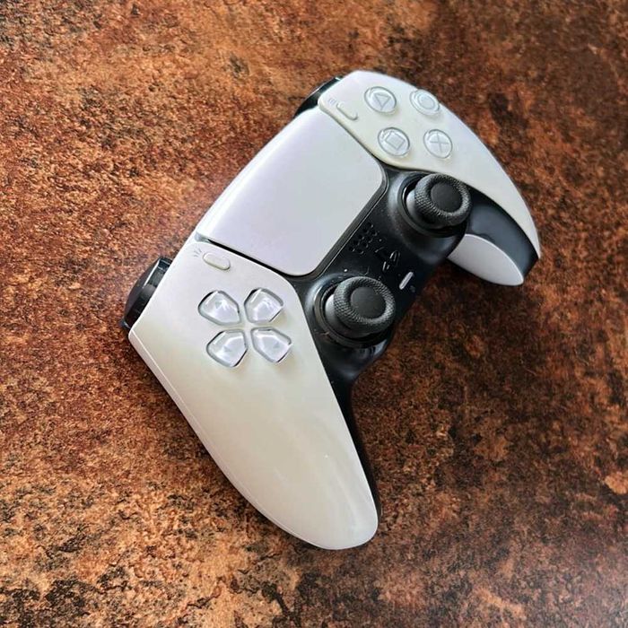 Продам джойстик PS5 оригинал