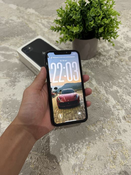 Продам iPhone 11