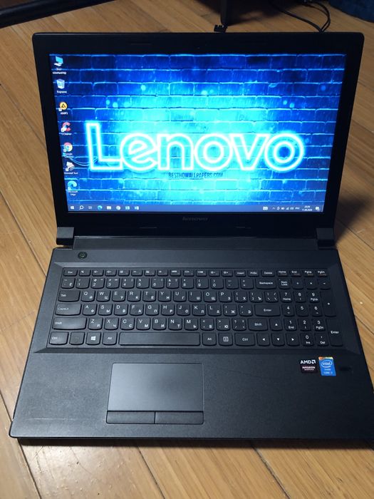 Мощный Lenovo ноутбук озу 8гб intel core i7 работает отлично