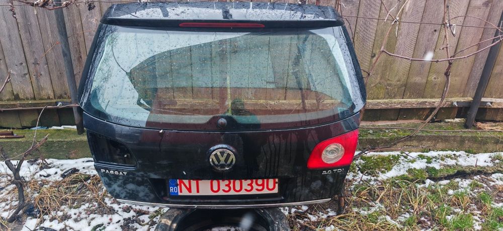 Hayon vw touran albastru /vw passat b6 negru breck